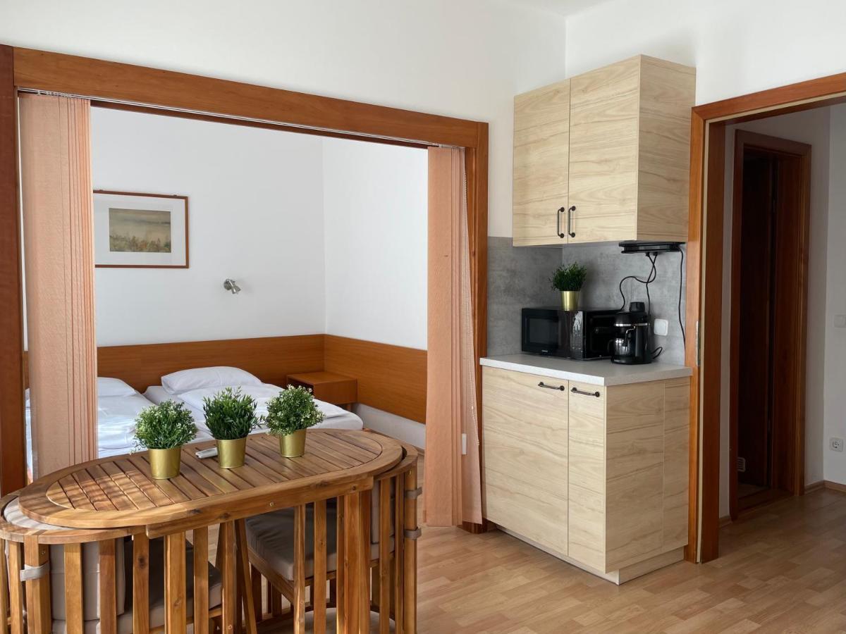 Hello Balcsi Apartmanhaz Тихань Екстер'єр фото