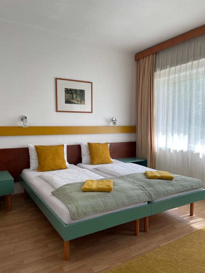 Hello Balcsi Apartmanhaz Тихань Екстер'єр фото