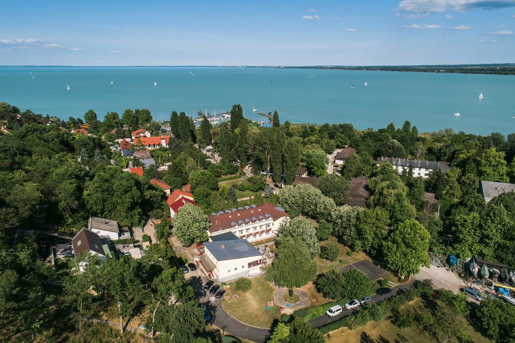 Hello Balcsi Apartmanhaz Тихань Екстер'єр фото