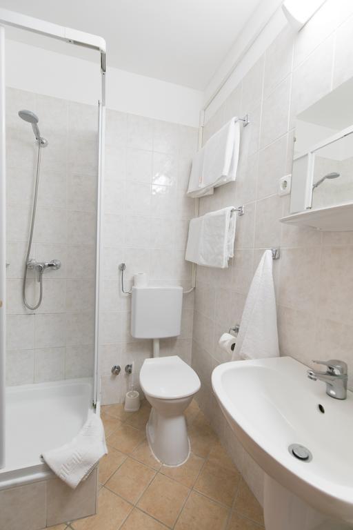Hello Balcsi Apartmanhaz Тихань Екстер'єр фото